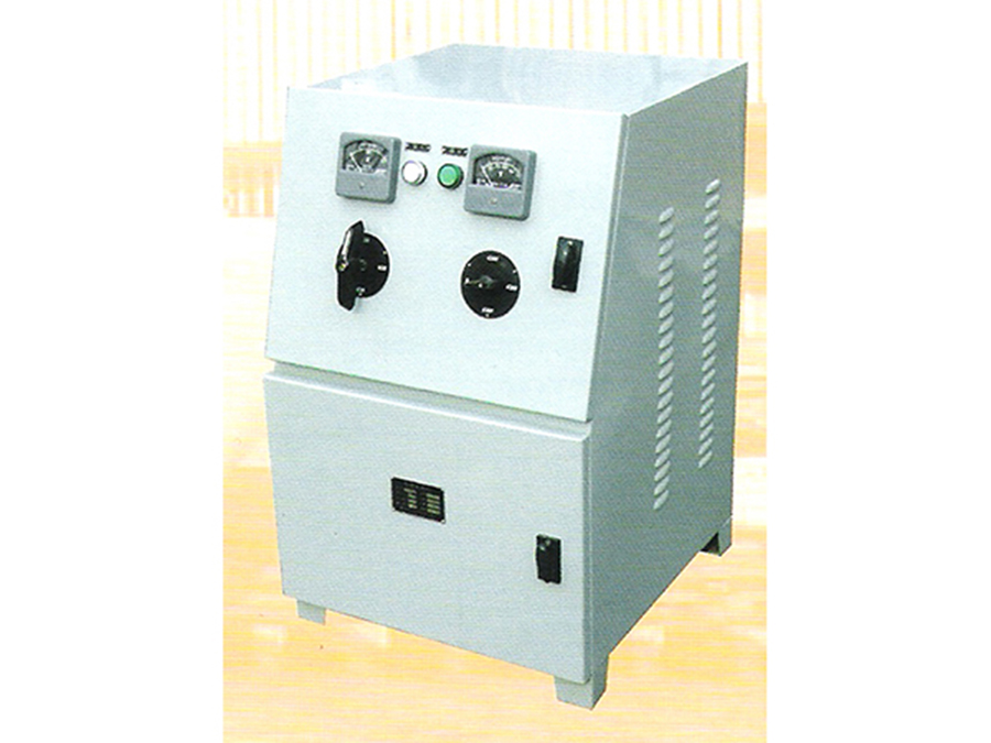 充電機(jī)